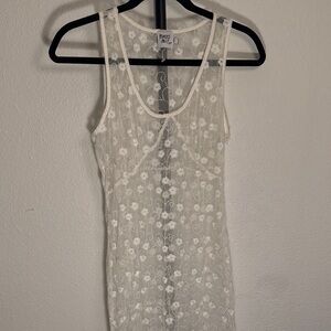 GUC Princess Polly Embroidered Tulle Maxi Dress (Damage in Back) Size 6